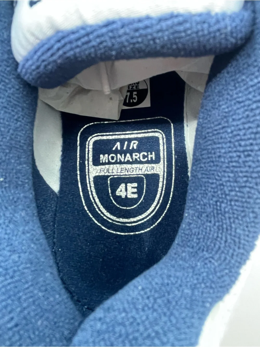 Nike Air Monarch IV New 4E Men’s White & Navy Training Wide Sneakers